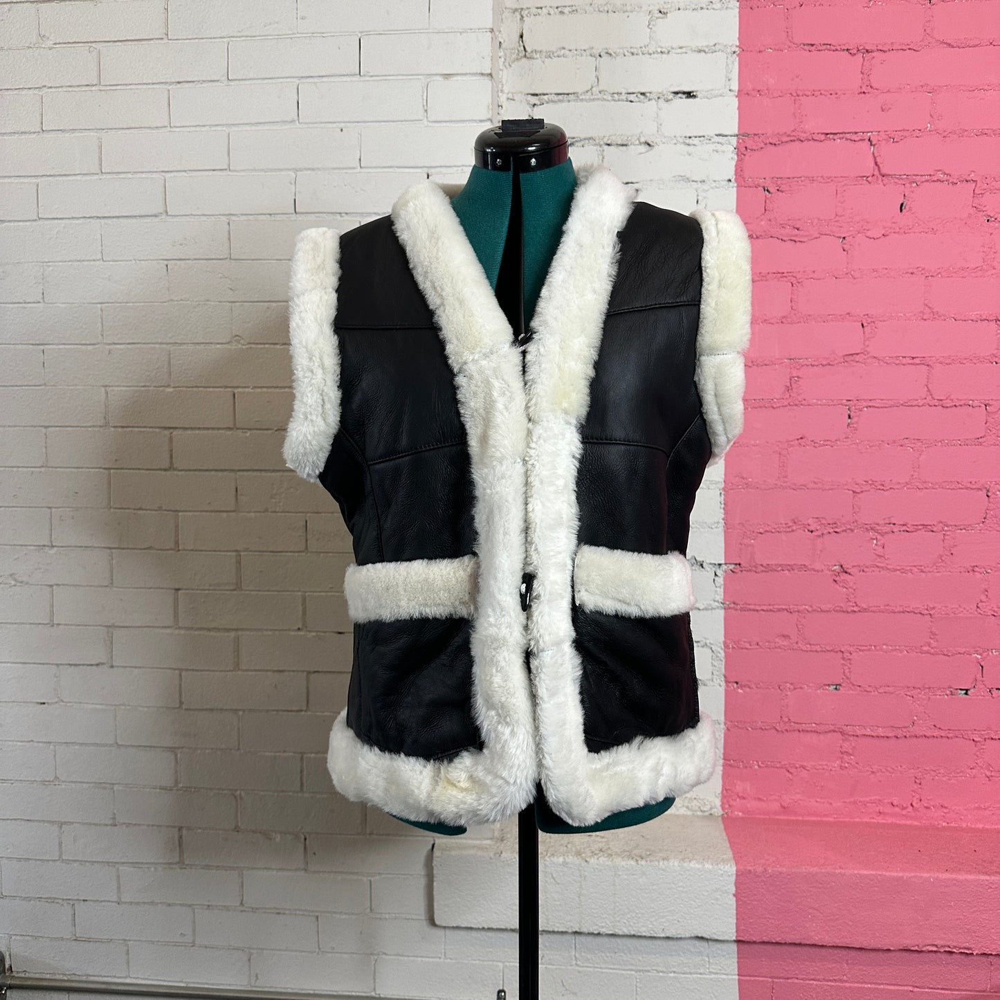 NWT Leather and Sheepskin Vest M/L