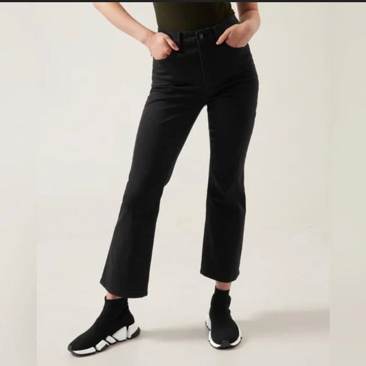 Athleta Kick Flare Jeans 6